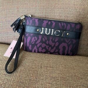 NWT Juicy Couture Purple and Black Leopard Print Double Zip Wristlet Clutch.